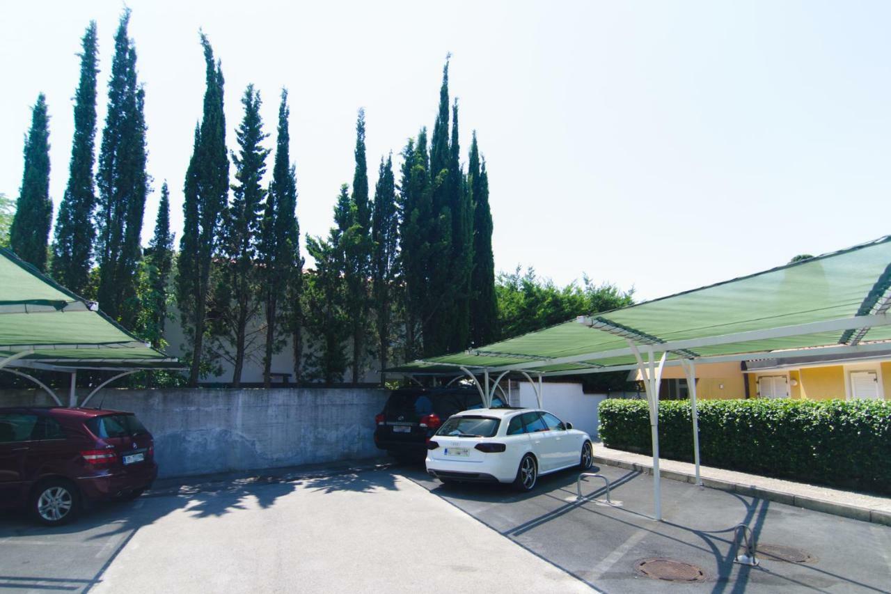 Apartment Monte Carlo Portorož Exteriör bild